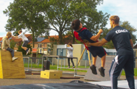Zomervakantie: JUMP FREERUN op de playground in Stedenwijk