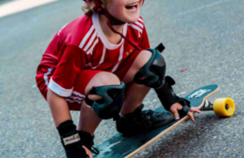 Zomervakantie: Longboarden in Stedenwijk (Clarence Seedorfplein)
